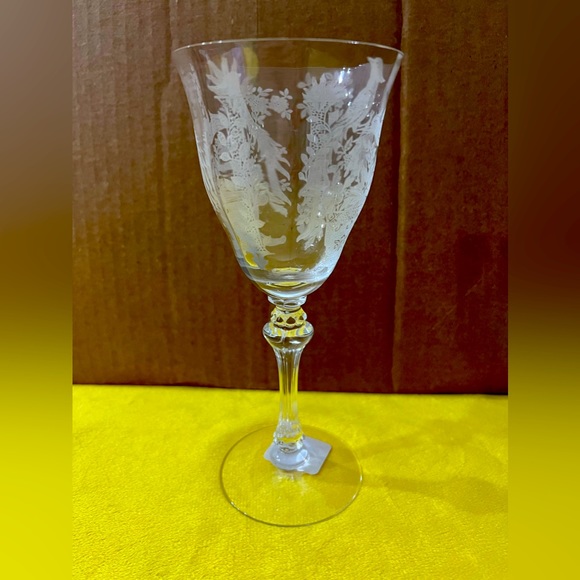 Tiffin Franciscan June Night Claret Wine (tall) - Picture 1 of 1